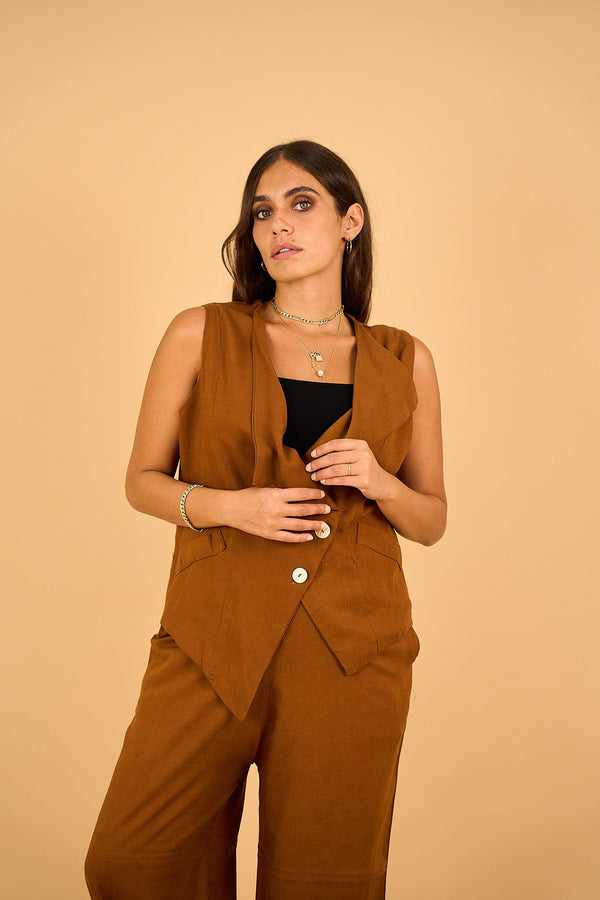 TIMBER - Tailored Sleeveless Brown Vest