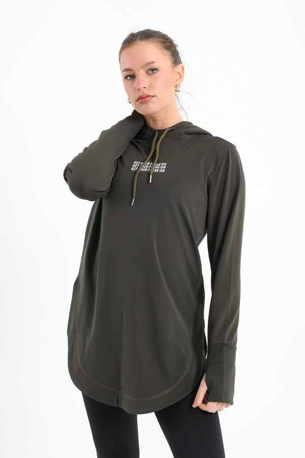 Outrun the cold curve hem training top in olive